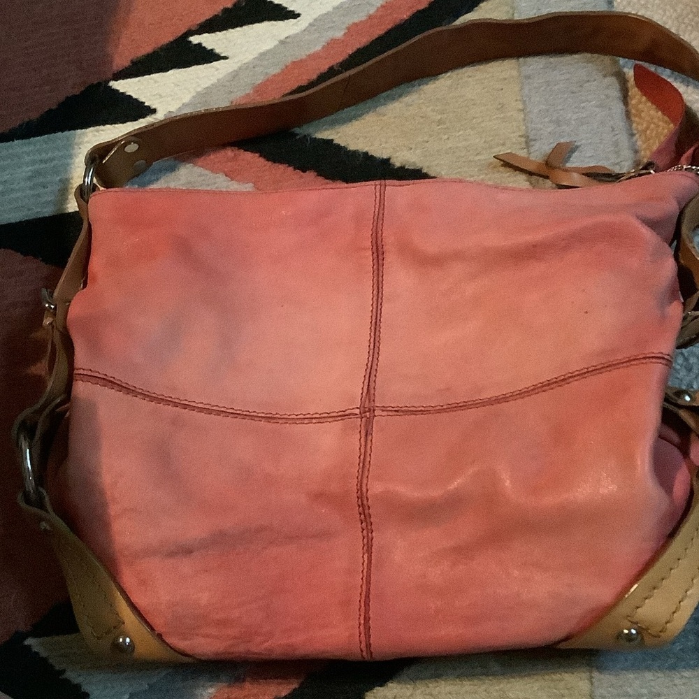 Nino BOSSI Coral and Tan Leather Shoulder Bag